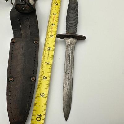 Combat Knife w/ Sheath & Belt