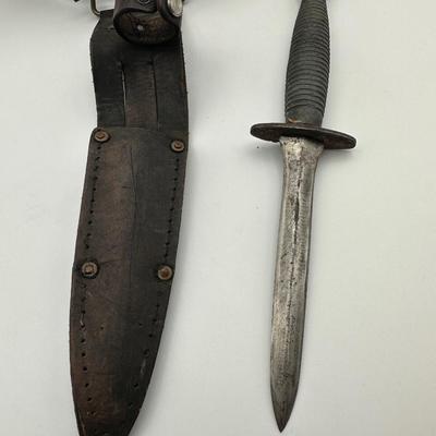 Combat Knife w/ Sheath & Belt