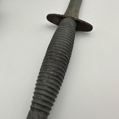 Combat Knife w/ Sheath & Belt