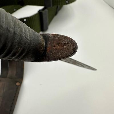 Combat Knife w/ Sheath & Belt