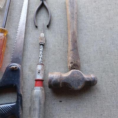 Handsaws-wire cutter/splitter-sledgehammer and more