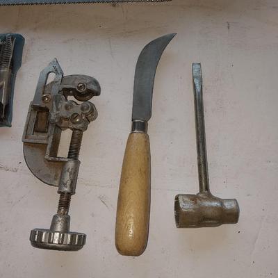 Carpenter tools - sledgehammer - saw - pipe cutter- and vintage drill