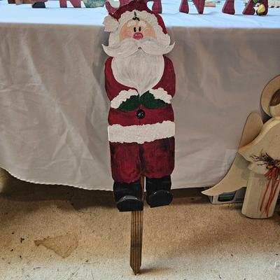 Miscellaneous Wood Christmas Cutouts, Yard Stakes, Table Sitters & More  (S1-JS)
