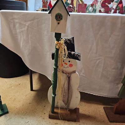 Miscellaneous Wood Christmas Cutouts, Yard Stakes, Table Sitters & More  (S1-JS)