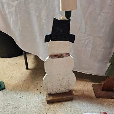 Miscellaneous Wood Christmas Cutouts, Yard Stakes, Table Sitters & More  (S1-JS)