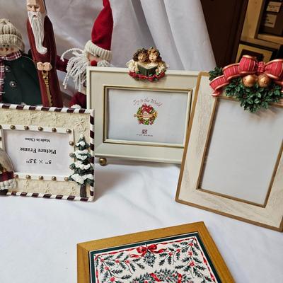 Miscellaneous Wood Christmas Cutouts, Yard Stakes, Table Sitters & More  (S1-JS)