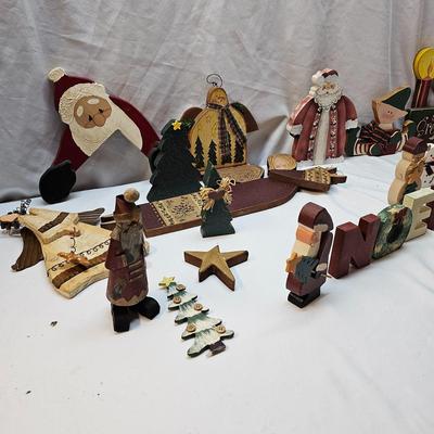Miscellaneous Wood Christmas Cutouts, Yard Stakes, Table Sitters & More  (S1-JS)