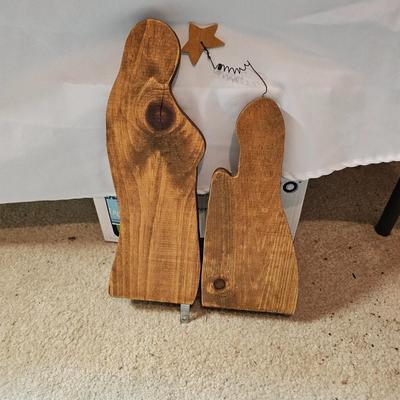 Miscellaneous Wood Christmas Cutouts, Yard Stakes, Table Sitters & More  (S1-JS)