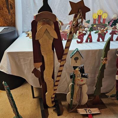 Miscellaneous Wood Christmas Cutouts, Yard Stakes, Table Sitters & More  (S1-JS)