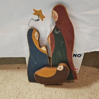 Miscellaneous Wood Christmas Cutouts, Yard Stakes, Table Sitters & More  (S1-JS)