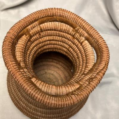 Rope basketweave vase