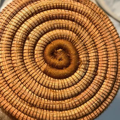 Rope basketweave vase