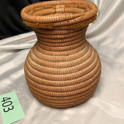 Rope basketweave vase