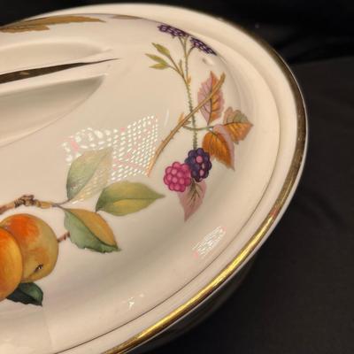 Royal Worcester Evesham Casserole