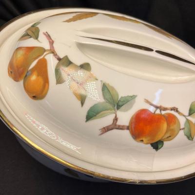 Royal Worcester Evesham Casserole