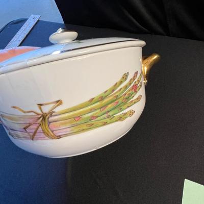 Royal Worcester Evesham round Casserole