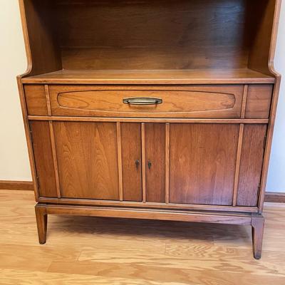 Solid Wood MCM Hutch (GB-SS)