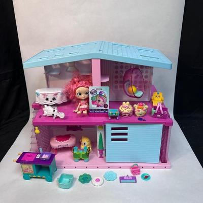 Shopkins Shoppies Doll with Happy Place Grand Mansion and Accessories