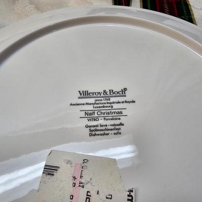 Christmas Serving Plates, Tablecloths  & More  (S1-JS)
