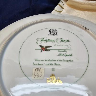 Christmas Serving Plates, Tablecloths  & More  (S1-JS)