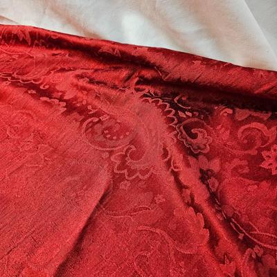 Christmas Serving Plates, Tablecloths  & More  (S1-JS)