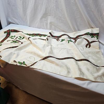 Christmas Serving Plates, Tablecloths  & More  (S1-JS)