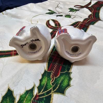 Christmas Serving Plates, Tablecloths  & More  (S1-JS)