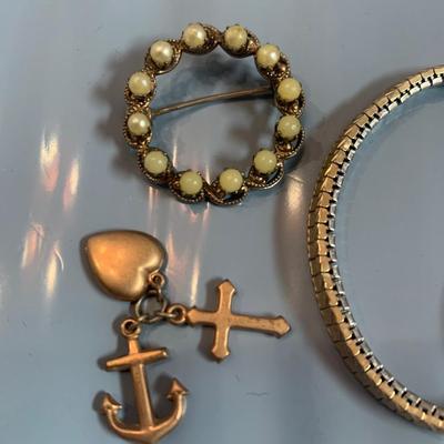 Vintage Estate Jewelry Lot - See all photos.