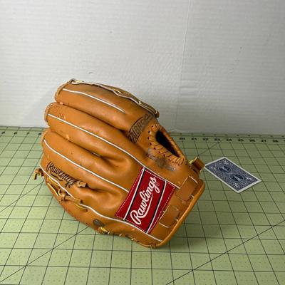 Rawlings Baseball Glove