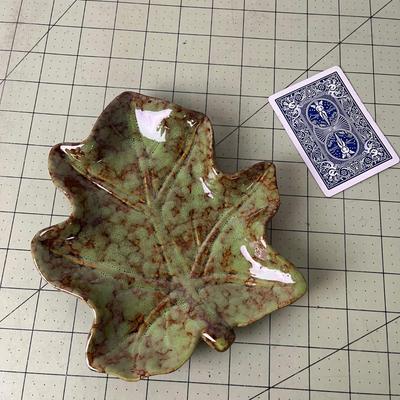 Ceramic Leaf Candy Dish