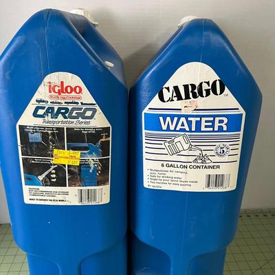 Igloo 5 Gallon Water Containers