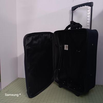 Concourse Suitcase
