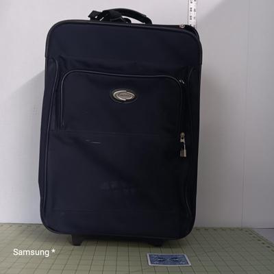 Concourse Suitcase