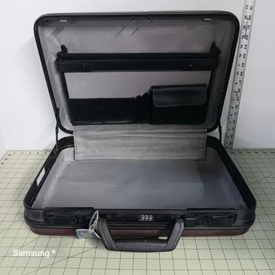 Hard Case Briefcase 