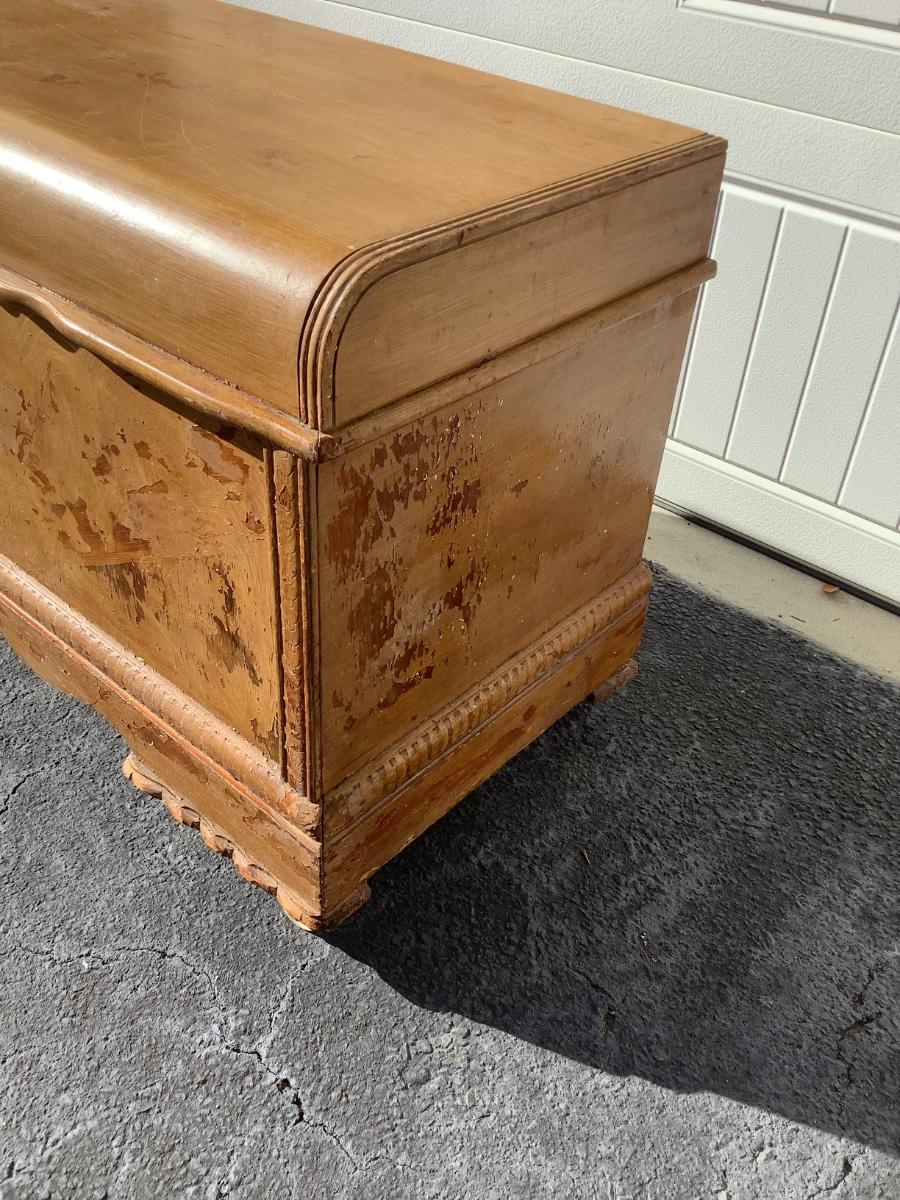 Hope cedar chest with casters Ross Sweetheart Cedar Chest Ed Roos Co