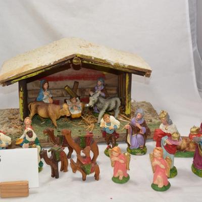 Handmade Wood Nativity Stable with Crafted Italian Pieces - AS IS