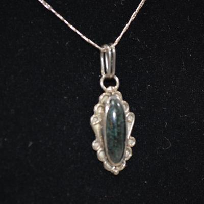 925 Sterling Chain w/ 925 Onyx Pendant + Matching 925 Studs 8.8g