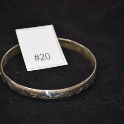 Sterling Bangle Bracelet 9" 26.5g