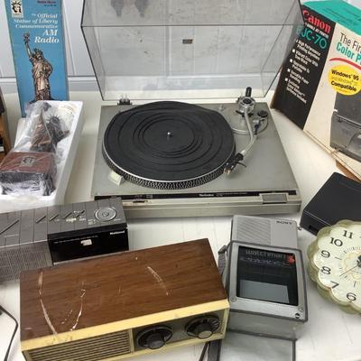 Electronics- Technics turntable, Canon BJC-70, Radio Shack Statue of Liberty AM radio, Dixon Enduro pencil sharpener in amber, Sony...