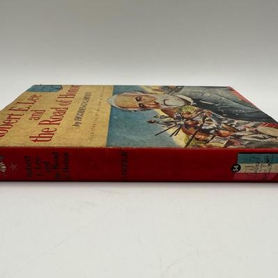 SIGNED by Author, Hodding Carter. Robert E. Lee and the Road of Honor