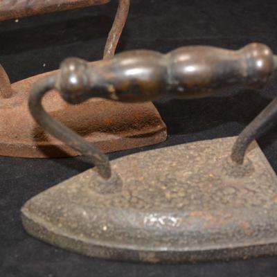 Set of 2 Heavy Antique Cast Iron Clothing Irons