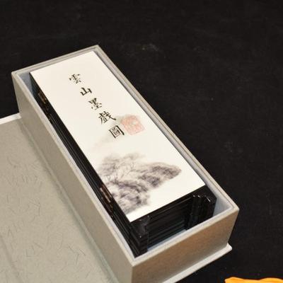 8 Panel Traditional Chinese Collapsible Art Piece w/ Box
