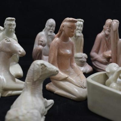 Beautiful 11 Piece Hand Carved Soapstone Nativity Set - AS IS