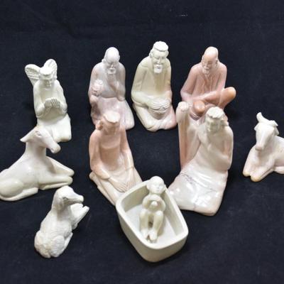 Beautiful 11 Piece Hand Carved Soapstone Nativity Set - AS IS
