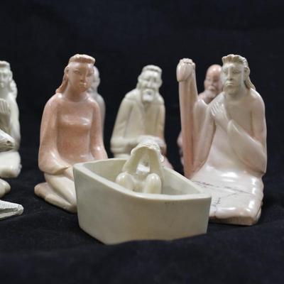 Beautiful 11 Piece Hand Carved Soapstone Nativity Set - AS IS