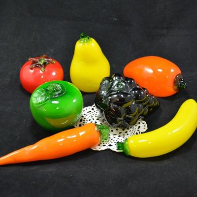 Lot of Vintage Art Glass Fruit & Vegetables