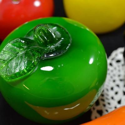 Lot of Vintage Art Glass Fruit & Vegetables