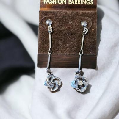 EARRING LOT