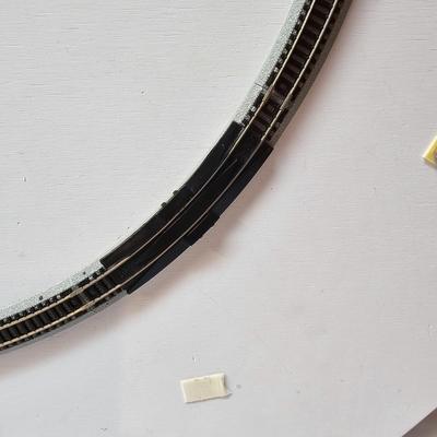 Bachmann N-Scale Christmas Train & Layout Board  (S1-JS)