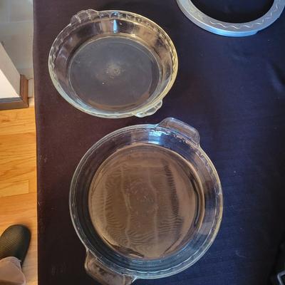 Baking Pans, Mixing Bowls and More (K-DW)